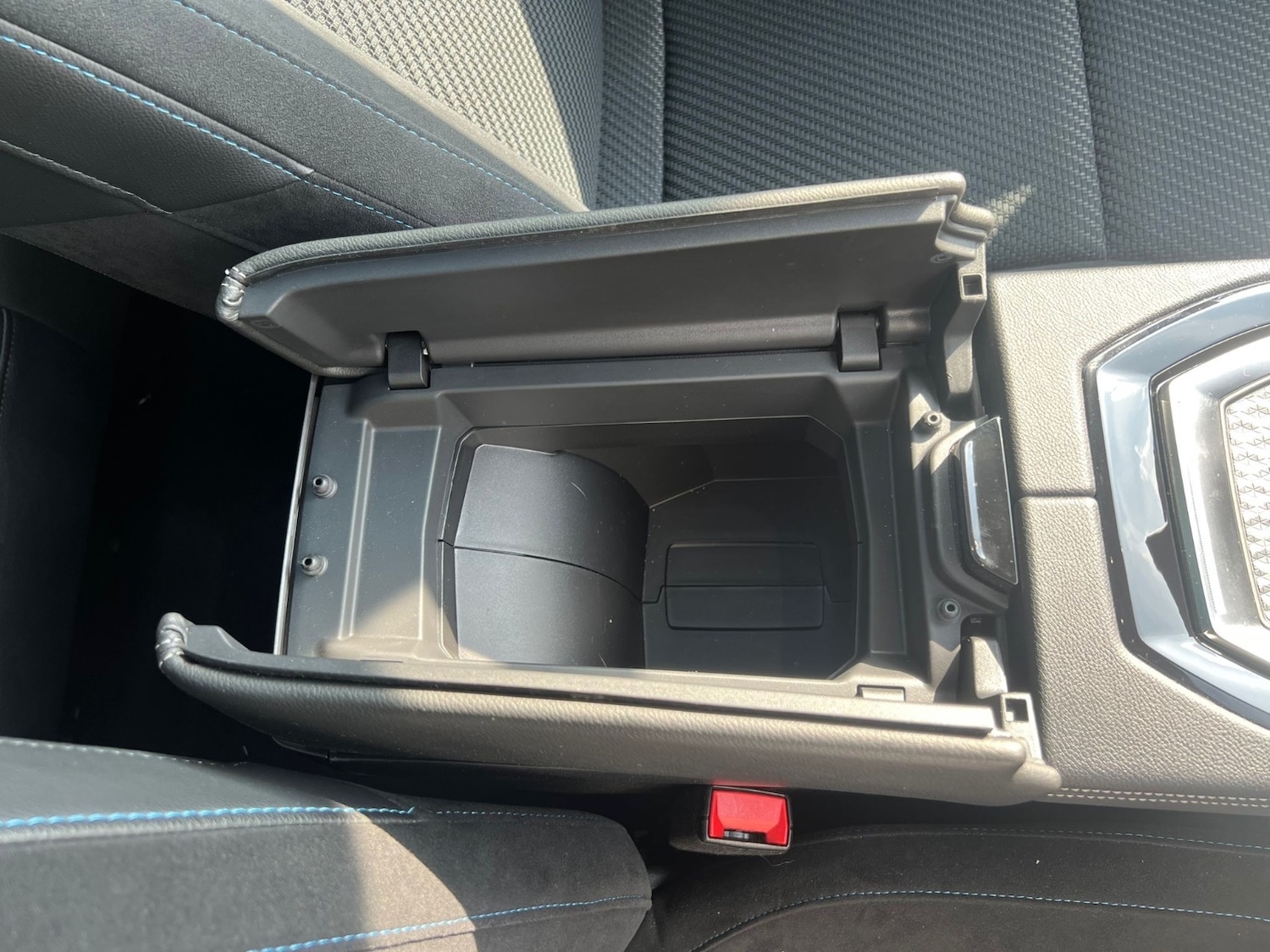 Used Renault Austral 2025 for sale - 76869366: Photo 33