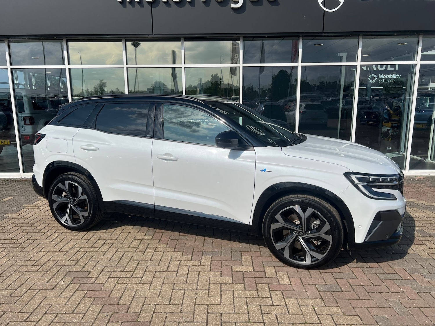 Used Renault Austral 2025 for sale - 76869366: Photo 4