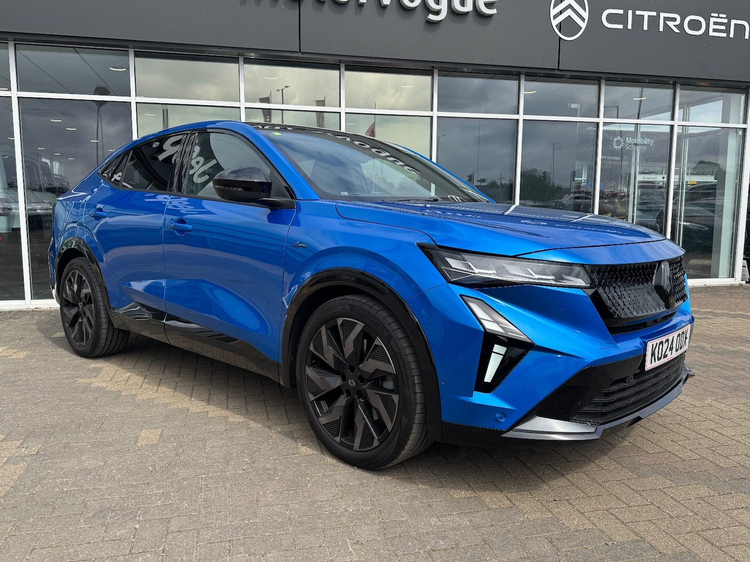 Used Renault Other 2024 for sale - 76869127: Photo 1