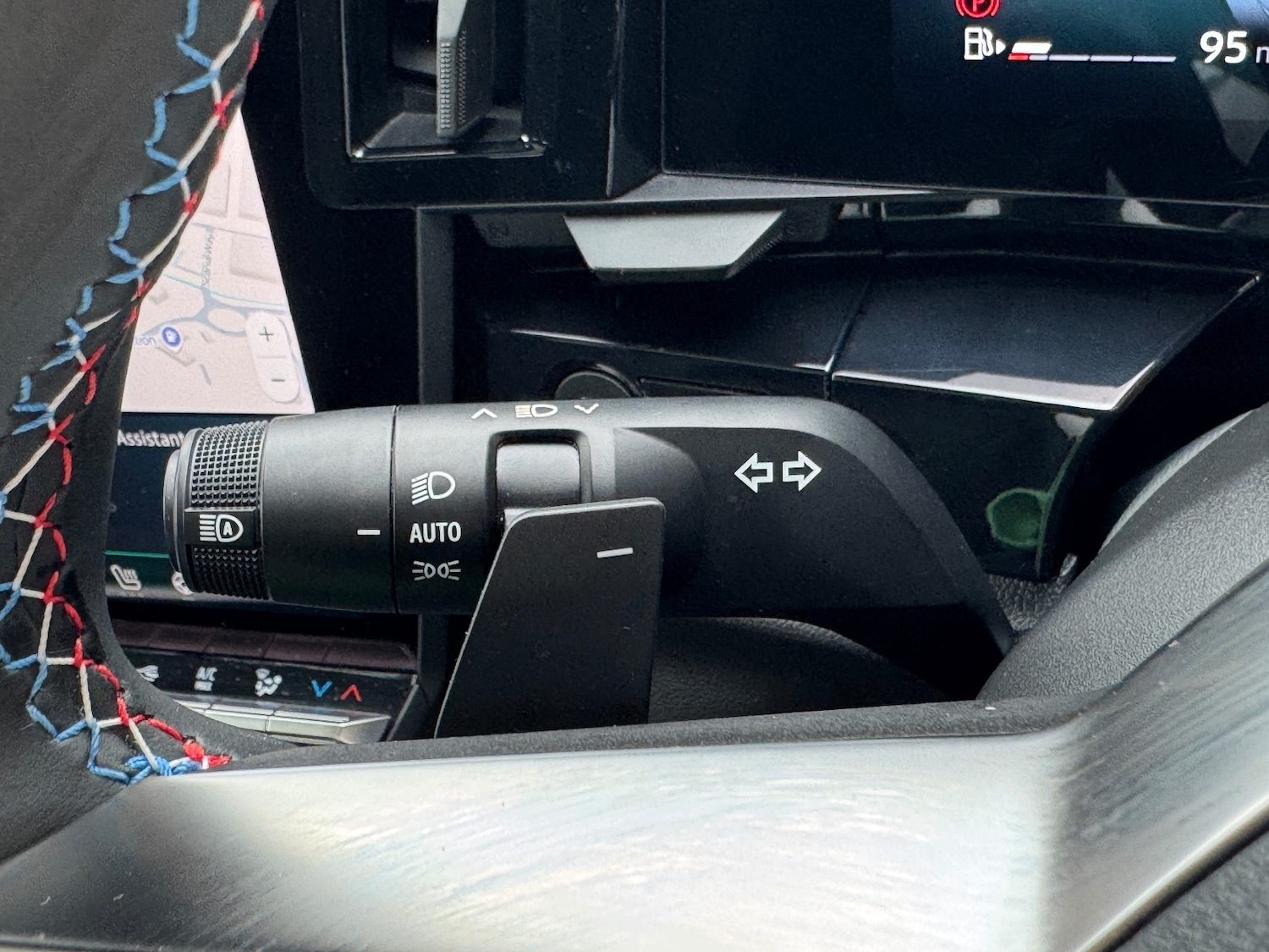 Used Renault Other 2024 for sale - 76869127: Photo 36