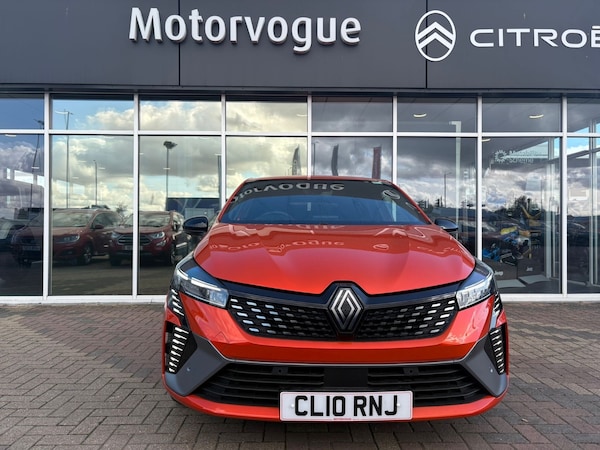 Used Renault Clio 2023 for sale - 76168580: Photo 2