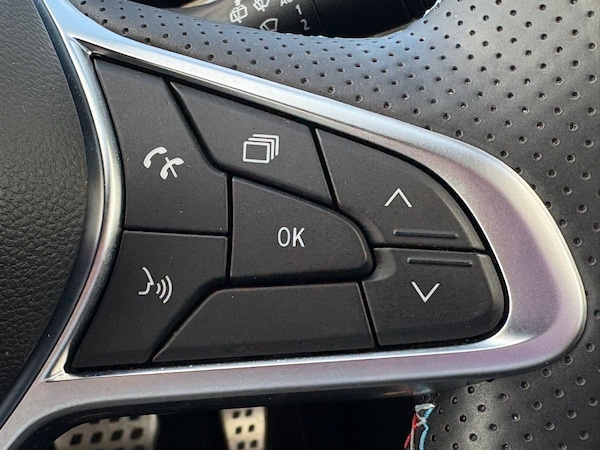 Used Renault Clio 2023 for sale - 76168580: Photo 35