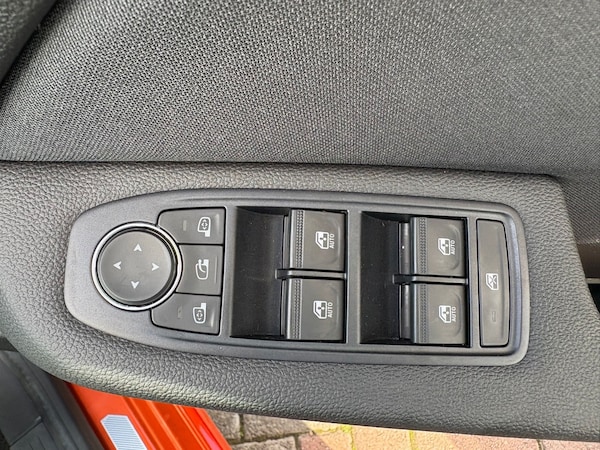 Used Renault Clio 2023 for sale - 76168580: Photo 39