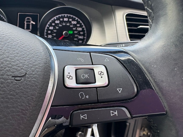 Used Renault Clio 2023 for sale - 76168580: Photo 44