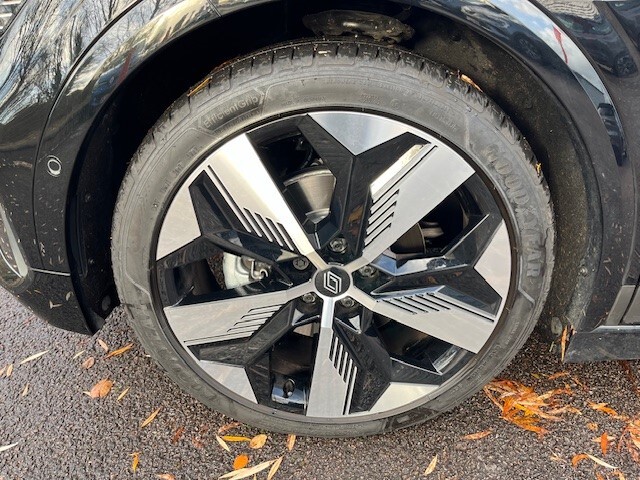 Used Renault Megane E Tech 2023 for sale - 76868755: Photo 10