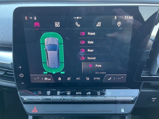 Used Renault Megane E Tech 2023 for sale - 76868755: Photo 23