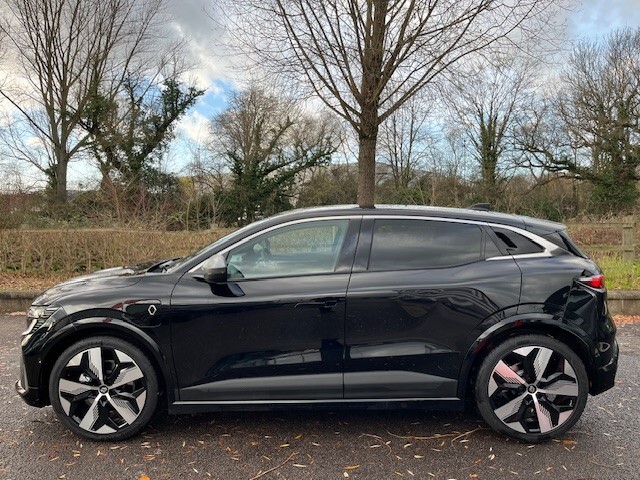 Used Renault Megane E Tech 2023 for sale - 76868755: Photo 5