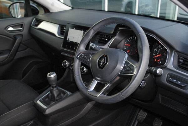 Used Renault Captur 2021 for sale - 75355184: Photo 2
