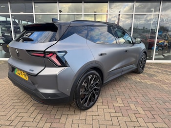 Used Renault Scenic E-Tech 2024 for sale - 76684062: Photo