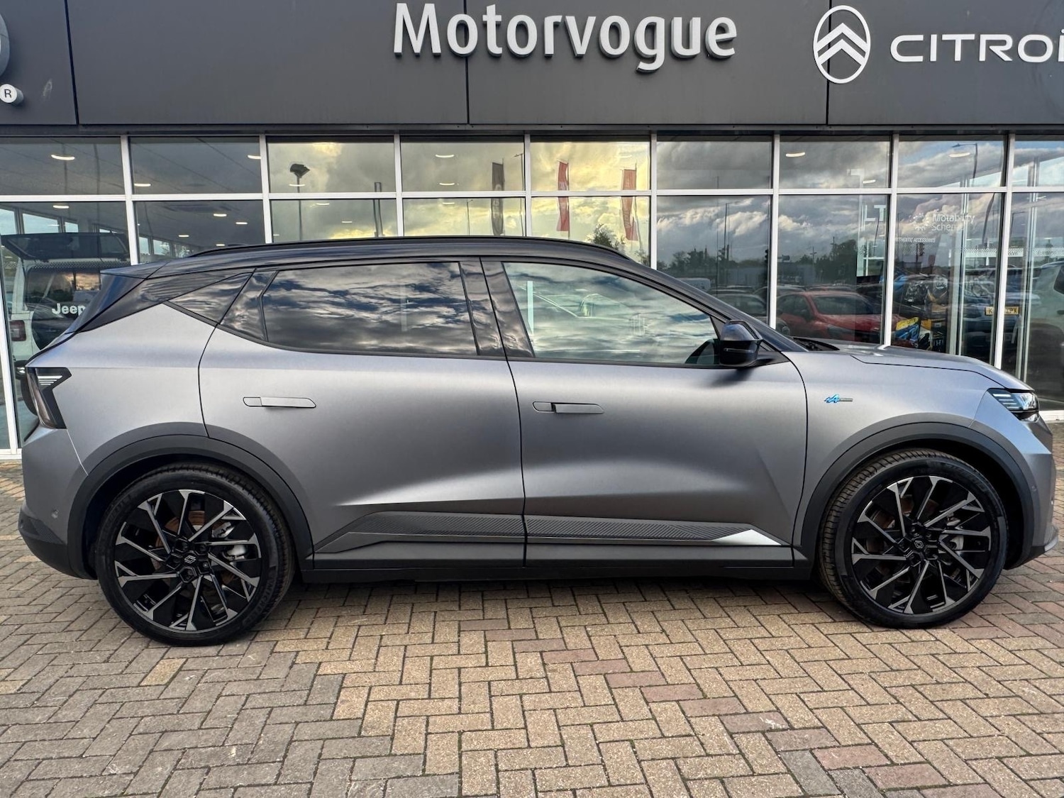 Used Renault Scenic E-Tech 2024 for sale - 76684062: Photo 4