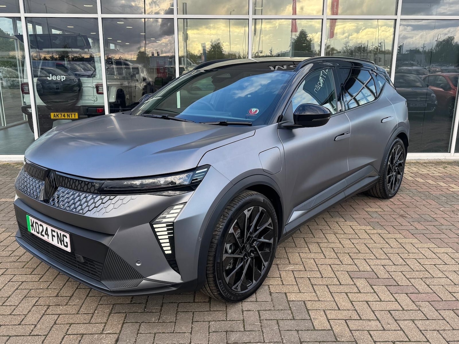 Used Renault Scenic E-Tech 2024 for sale - 76684062: Photo 46