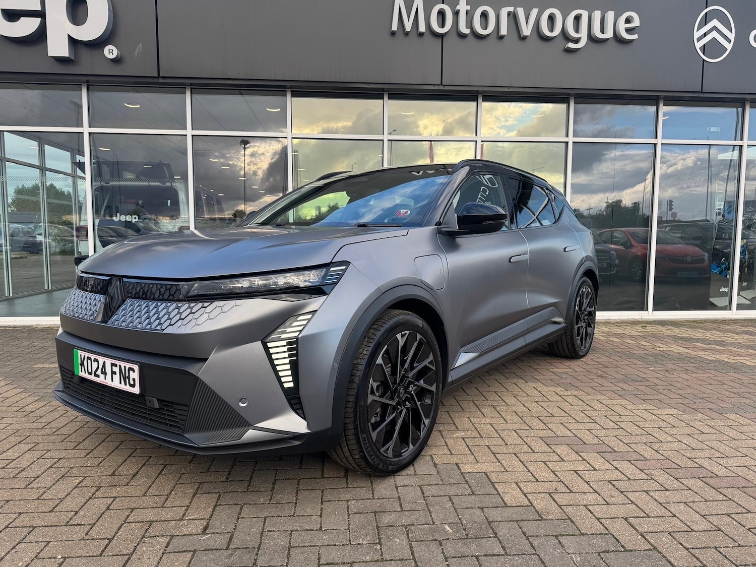 Used Renault Scenic E-Tech 2024 for sale - 76684062: Photo 6