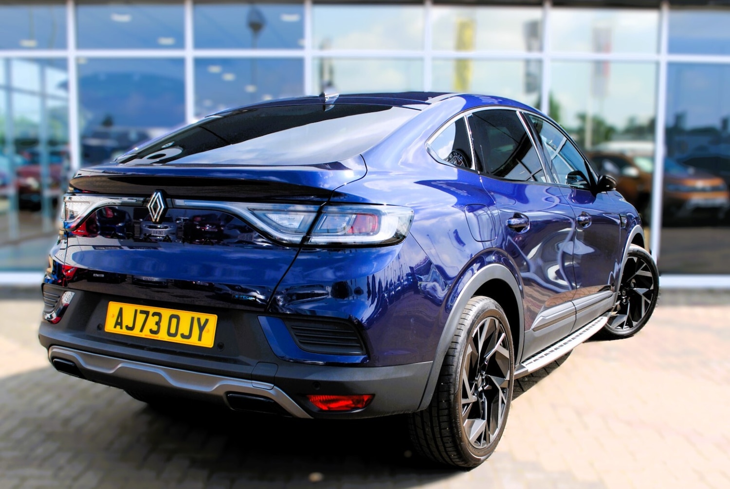 Used Renault Arkana 2023 for sale - 76868852: Photo 3