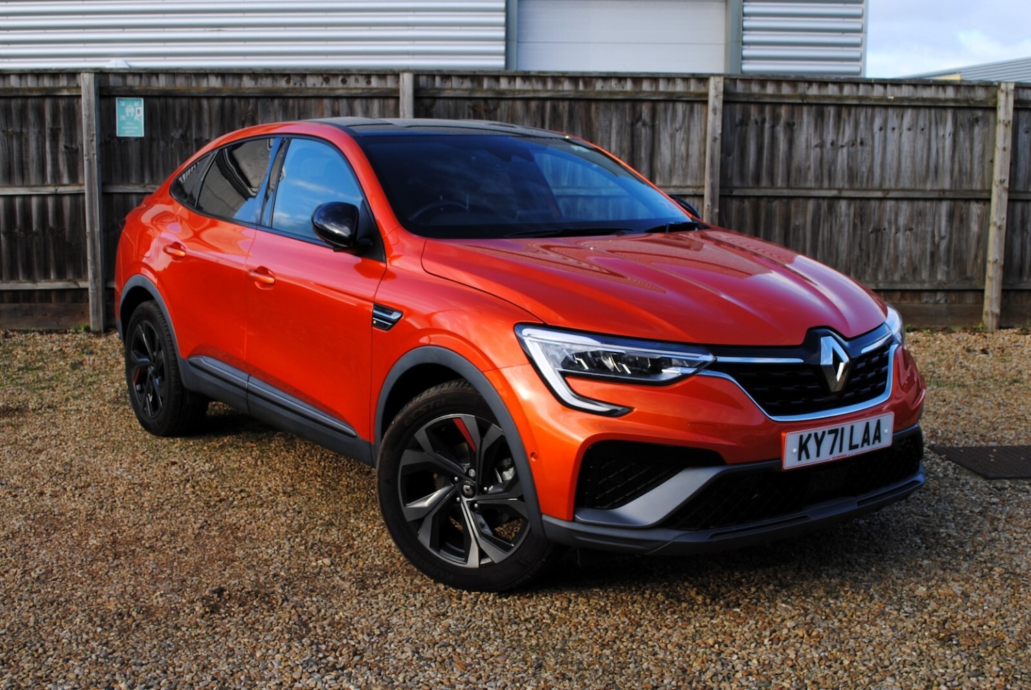 Used Renault Arkana 2021 for sale - 76868817: Photo 1