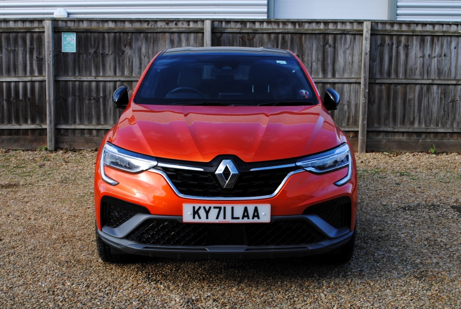 Used Renault Arkana 2021 for sale - 76868817: Photo 2