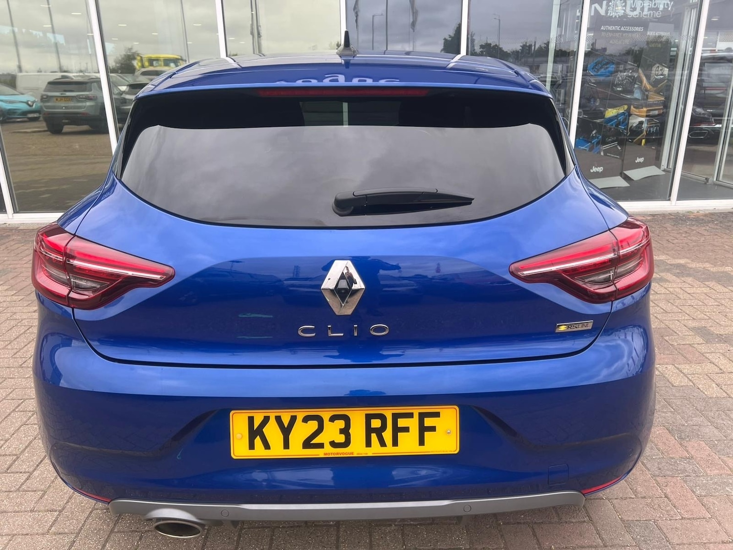 Used Renault Clio 2023 for sale - 76869139: Photo 16