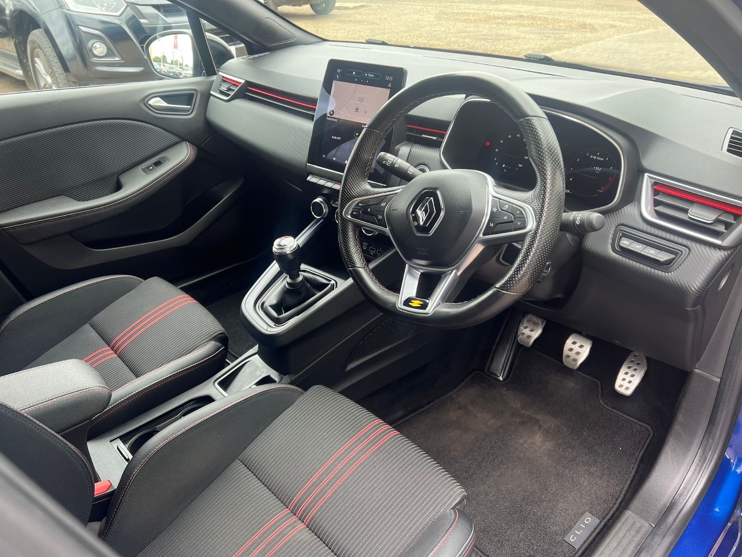 Used Renault Clio 2023 for sale - 76869139: Photo 26