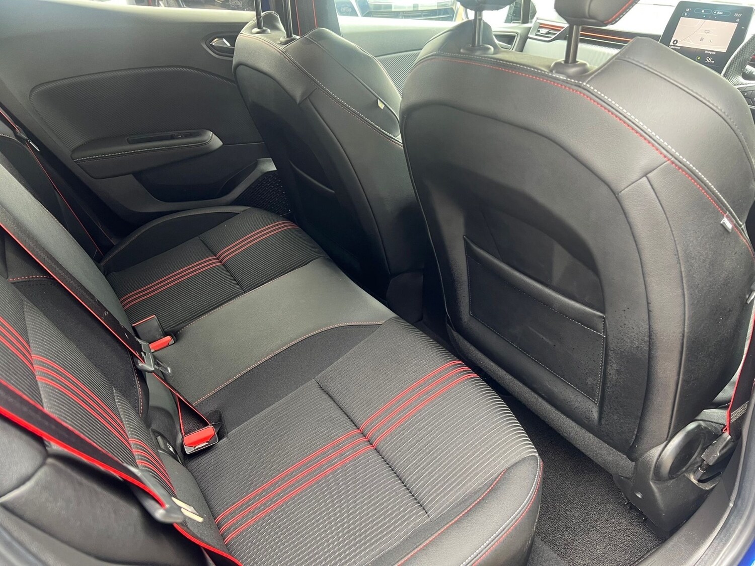 Used Renault Clio 2023 for sale - 76869139: Photo 41