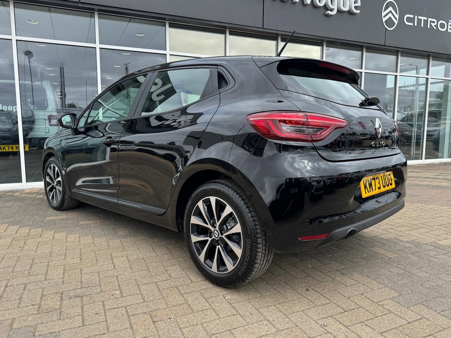 Used Renault Clio 2023 for sale - 76869007: Photo 11