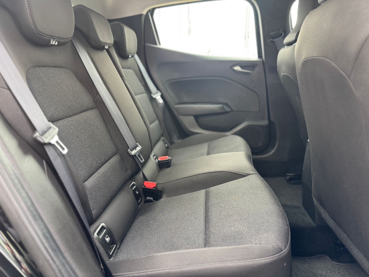 Used Renault Clio 2023 for sale - 76869007: Photo 31