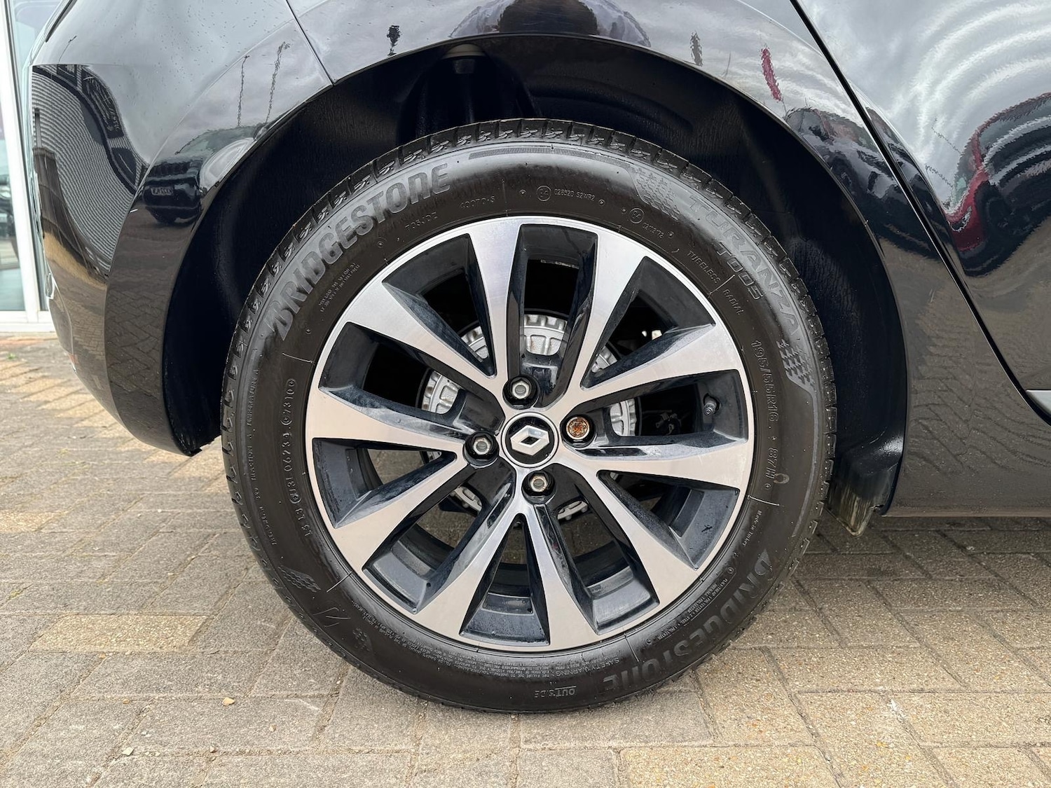 Used Renault Clio 2023 for sale - 76869007: Photo 4