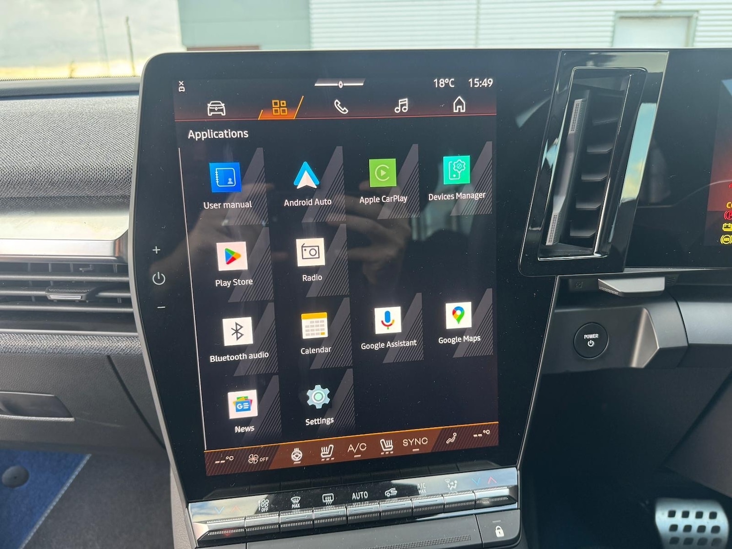 Used Renault Scenic E-Tech 2024 for sale - 76869133: Photo 18