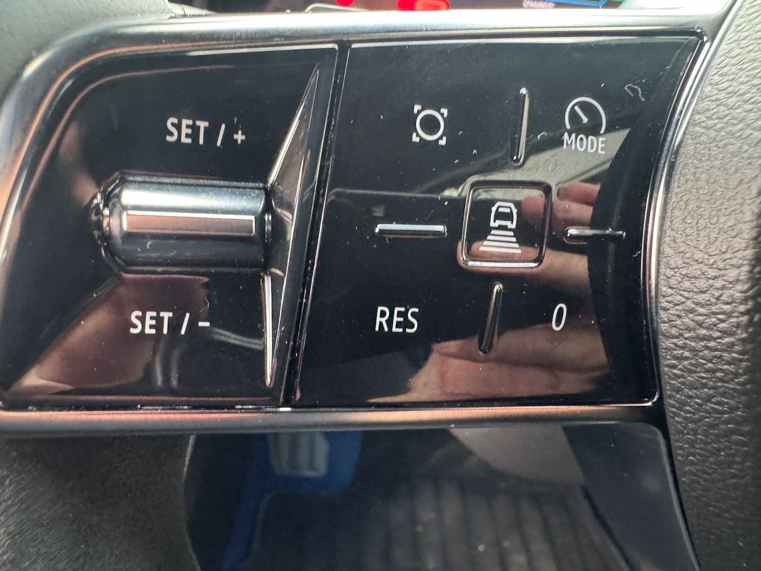 Used Renault Scenic E-Tech 2024 for sale - 76869133: Photo 51