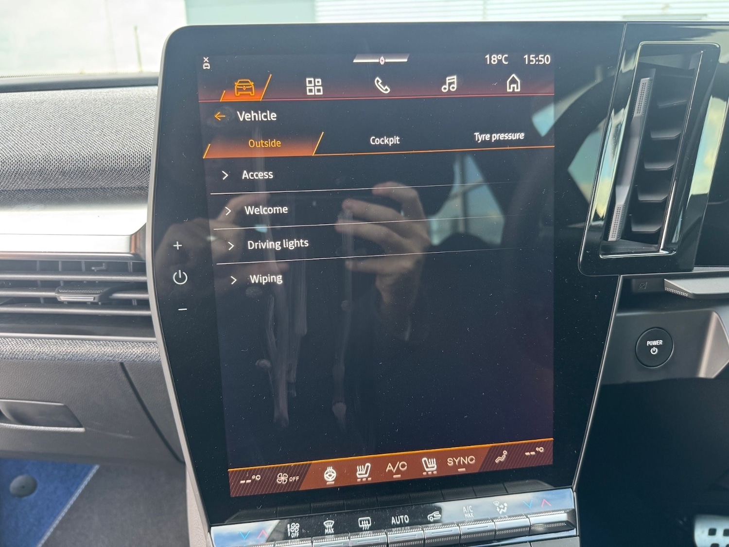 Used Renault Scenic E-Tech 2024 for sale - 76869133: Photo 78