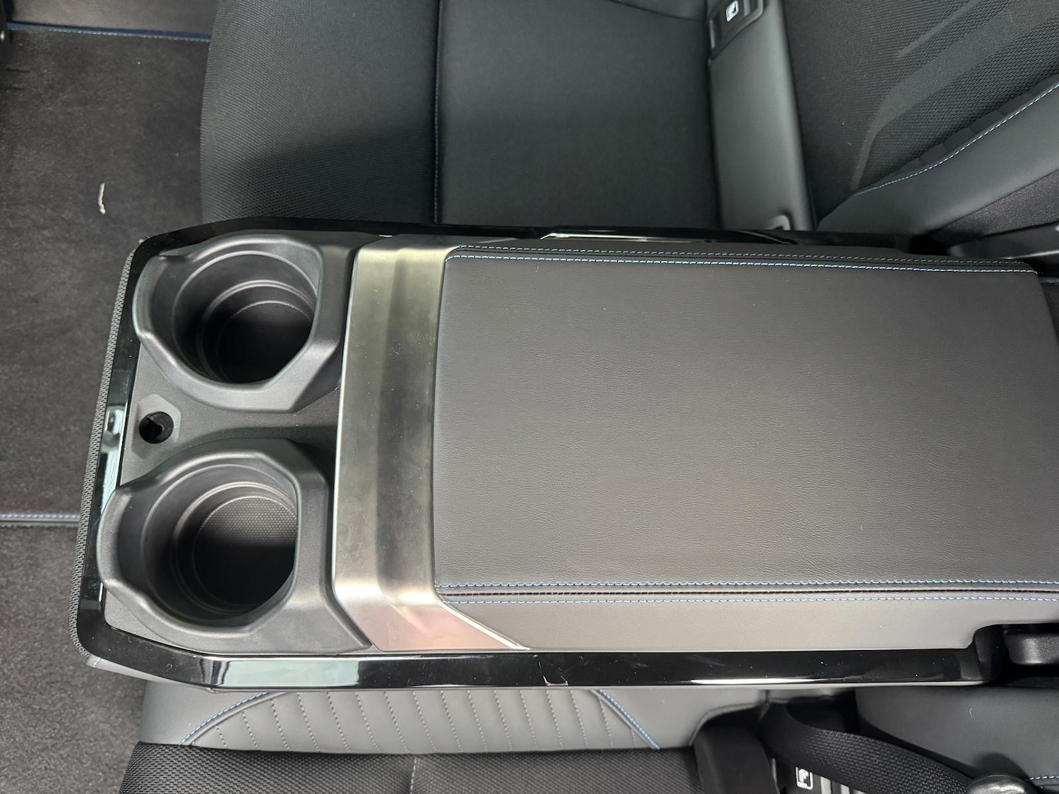 Used Renault Scenic E-Tech 2024 for sale - 76869133: Photo 90