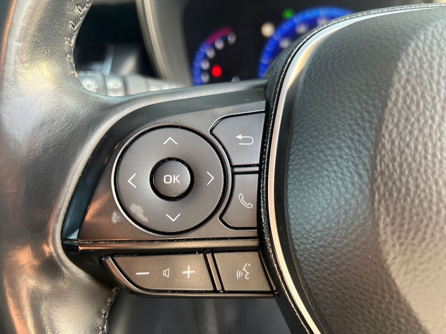 Used Toyota Corolla 2019 for sale - 76914950: Photo 24