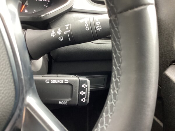 Used Renault Captur 2021 for sale - 75509538: Photo 25