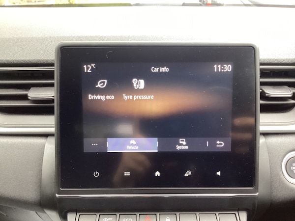 Used Renault Captur 2021 for sale - 75509538: Photo 33