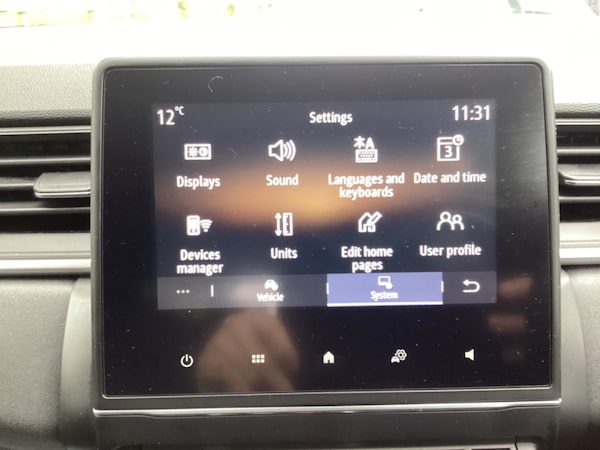Used Renault Captur 2021 for sale - 75509538: Photo 39