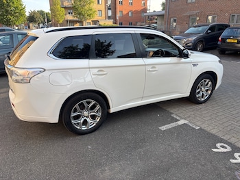 Used Mitsubishi Outlander 2014 for sale - 79330332: Photo