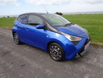 2020 (20) - VVT-I X-CLUSIV 5-Door