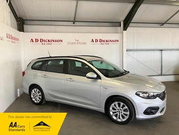 Used Fiat Tipo 2017 for sale - 79385640: Photo