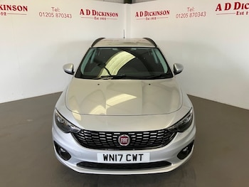 Used Fiat Tipo 2017 for sale - 79385640: Photo