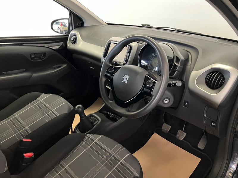 Used Peugeot 108 2017 for sale - 75961696: Photo 9