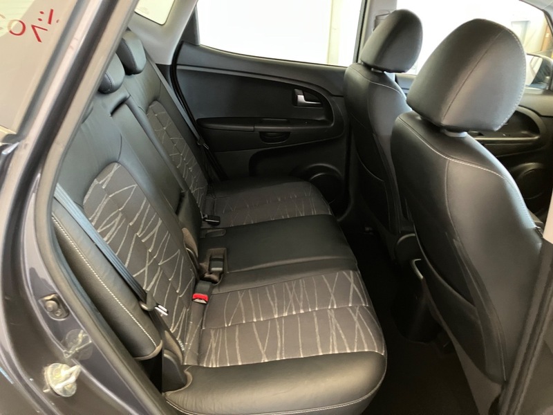 Used Kia Venga 2015 for sale - 76057170: Photo 12