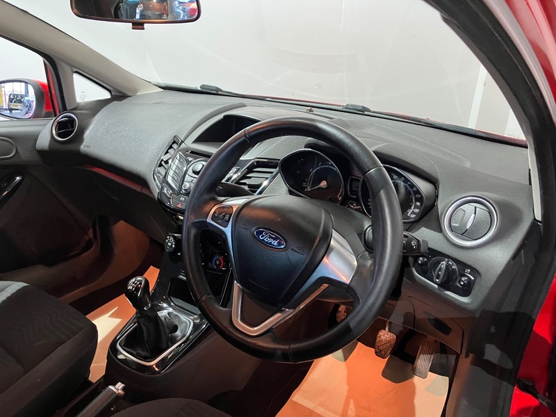 Used Ford Fiesta 2014 for sale - 76863614: Photo 3