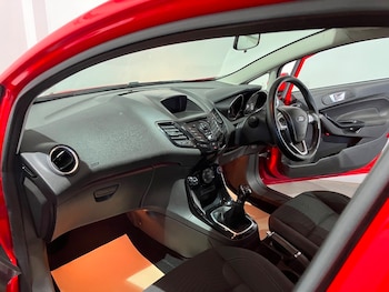 Used Ford Fiesta 2014 for sale - 76863614: Photo