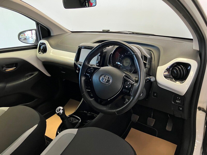 Used Toyota AYGO 2017 for sale - 75717013: Photo 9