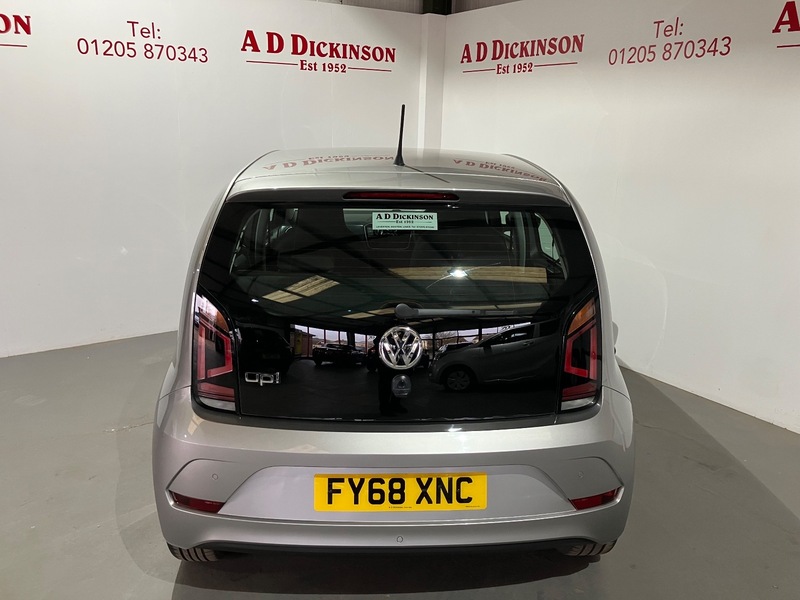 Used Volkswagen up! 2018 for sale - 76863591: Photo 1