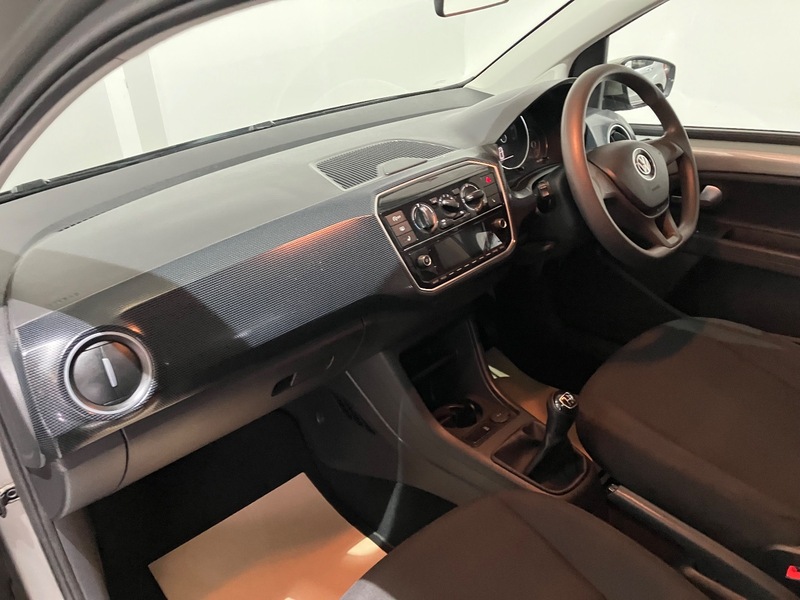 Used Volkswagen up! 2018 for sale - 76863591: Photo 6