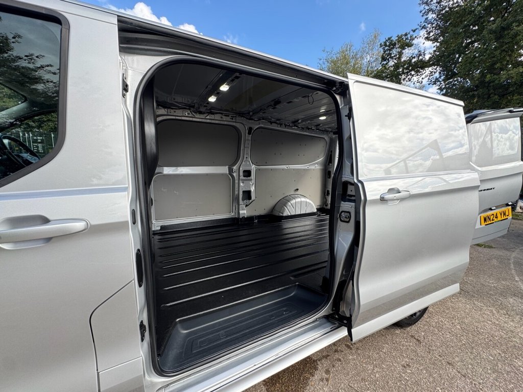 Used Ford Transit Custom 2024 for sale - 77666681: Photo 19