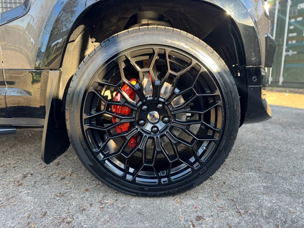 Used Land Rover Defender 2021 for sale - 76647662: Photo 43