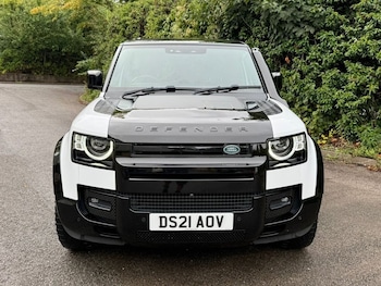 Used Land Rover Defender 2021 for sale - 75911215: Photo