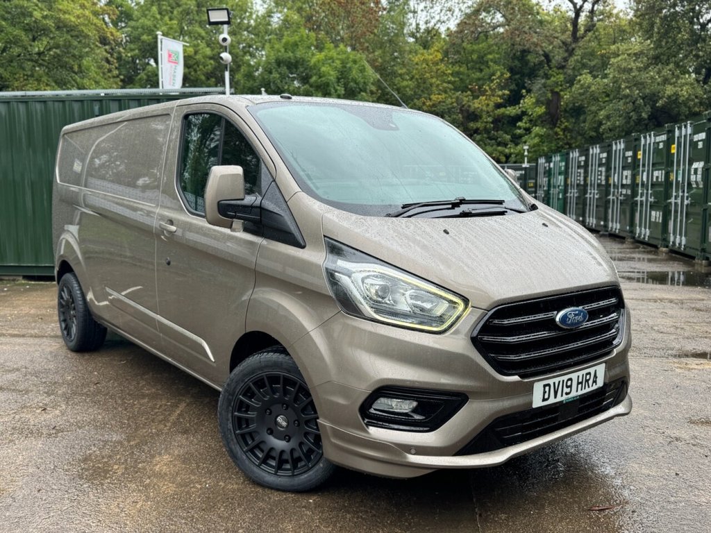 Used Ford Transit Custom 2019 for sale - 76163600: Photo 1