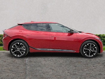 Used Kia EV6 2024 for sale - 77884597: Photo