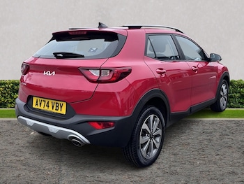 Used Kia Stonic 2025 for sale - 77903250: Photo